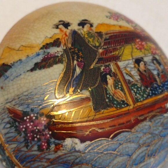 Vintage Satsuma Cloisonné Moriage Round Trinket Dish with Lid - Picture 13 of 15